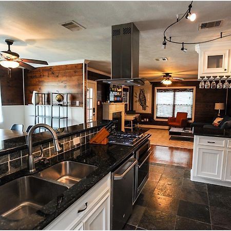 The Coyle Cabin - Close To Downtown, Stadiums, U Of H, Med Center Houston Dış mekan fotoğraf