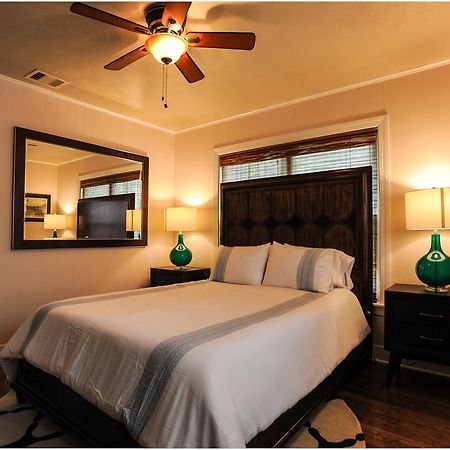 The Coyle Cabin - Close To Downtown, Stadiums, U Of H, Med Center Houston Dış mekan fotoğraf