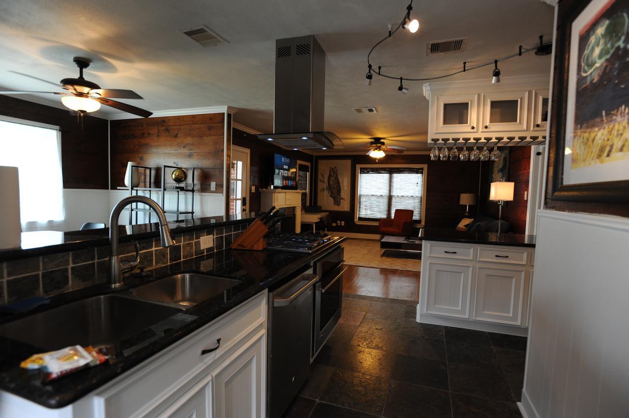 The Coyle Cabin - Close To Downtown, Stadiums, U Of H, Med Center Houston Dış mekan fotoğraf